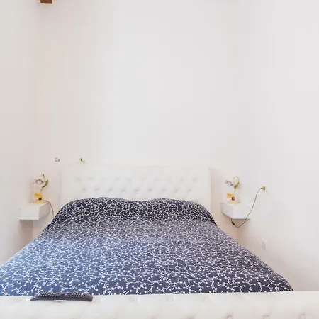 Bed & Breakfast Myrtha Bb