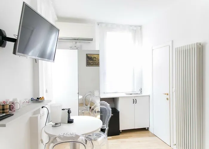 Bed & Breakfast Myrtha Bb